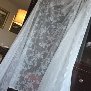 French Sheer Lace Vintage Window Scarf